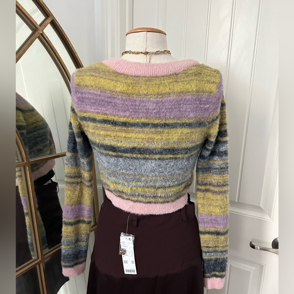 Aritzia Sunday Best Womens Reese Cropped Cardigan S Multicolor Fuzzy Button Up - Picture 4 of 9